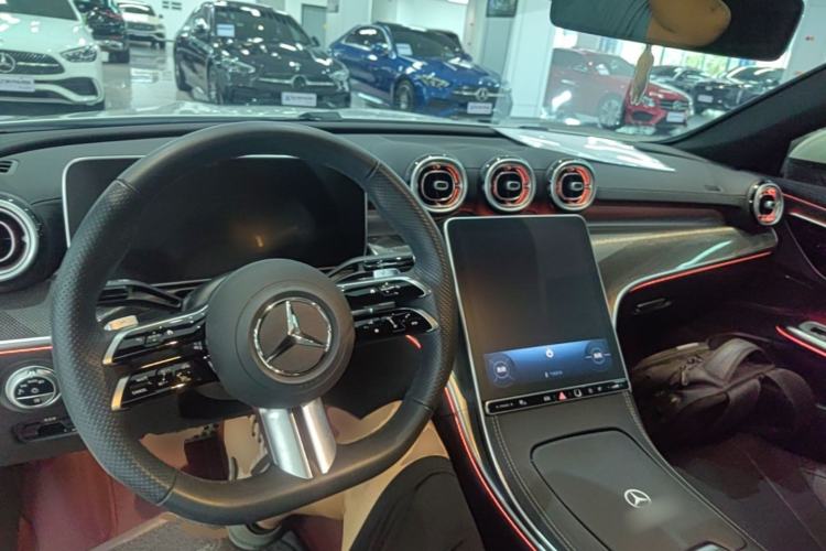 Used Mercedes-Benz CLE 2024 CLE 260 Coupe Center Console