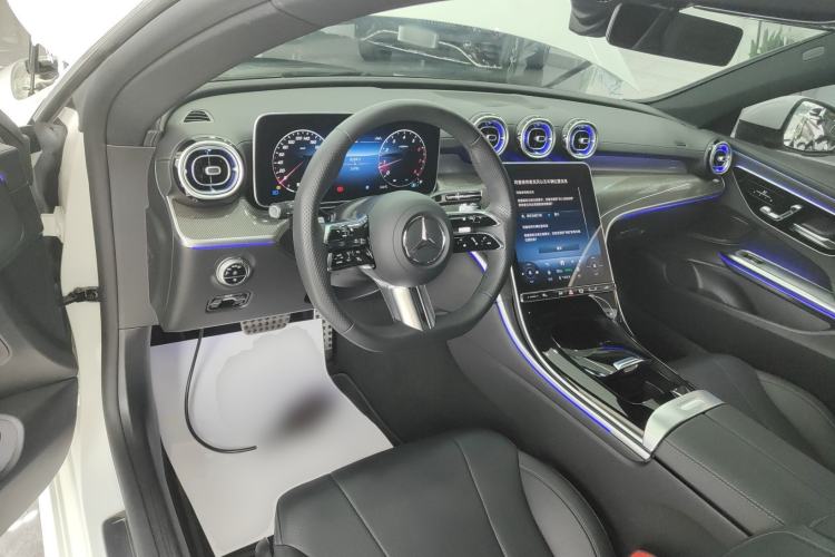 Used Mercedes-Benz CLE 2024 CLE 260 Coupe Center Console