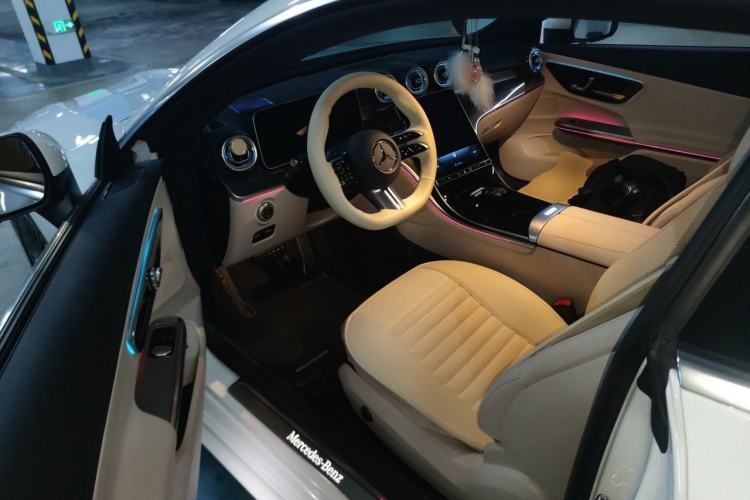 Used Mercedes-Benz CLE 2024 CLE 260 Coupe Driver Seat