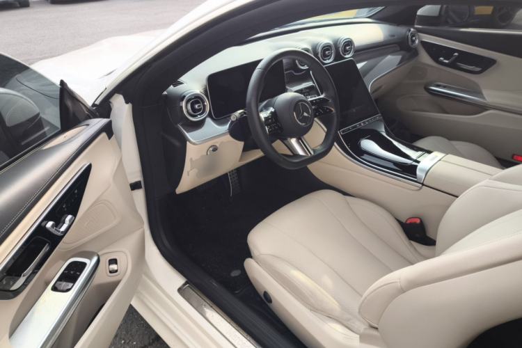 Used Mercedes-Benz CLE 2024 CLE 260 Coupe Driver Seat