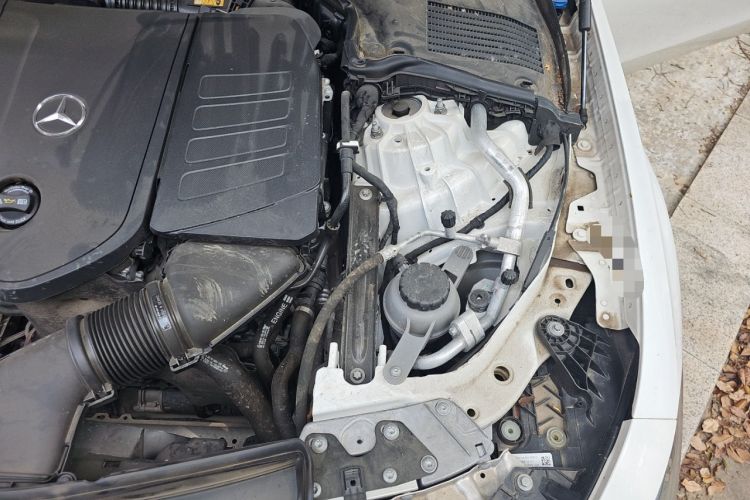 Used Mercedes-Benz CLE 2024 CLE 300 4MATIC Dynamic Coupe Engine Bay Left