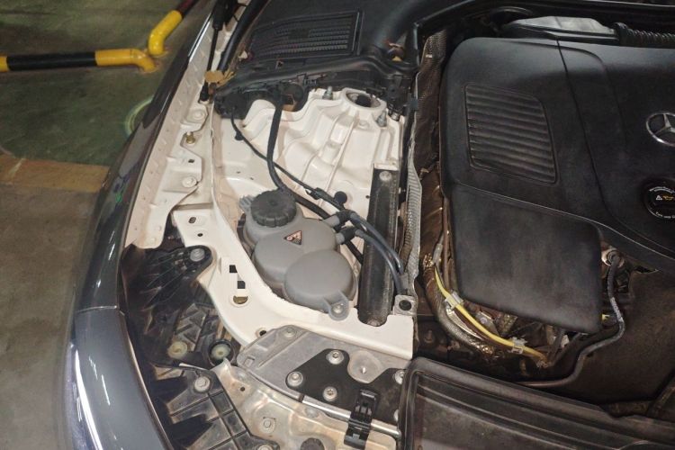 Used Mercedes-Benz CLE 2024 CLE 260 Convertible Coupe Engine Bay Right