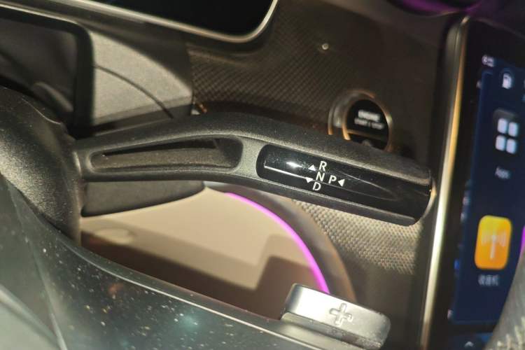 Used Mercedes-Benz CLE 2024 CLE 260 Convertible Coupe Gear Lever