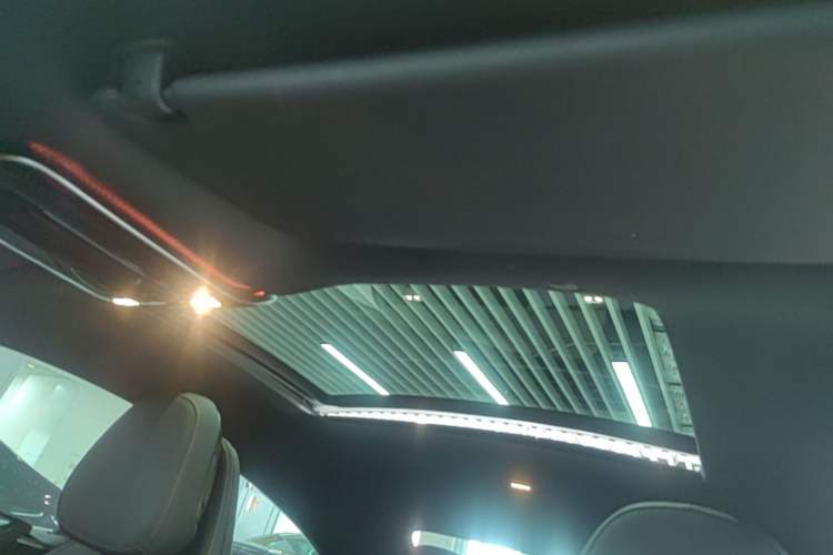 Used Mercedes-Benz CLE 2024 CLE 260 Coupe Headliner