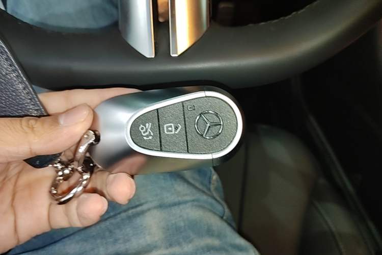 Used Mercedes-Benz CLE 2024 CLE 300 4MATIC Dynamic Coupe Interior 1
