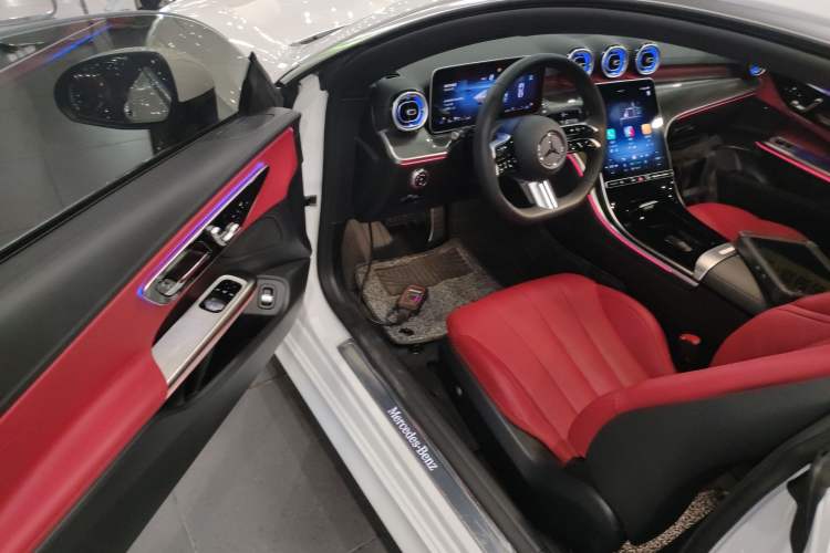Used Mercedes-Benz CLE 2024 CLE 260 Coupe Interior 3