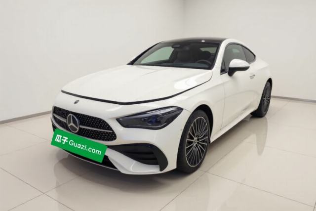 Ojetý Mercedes-Benz CLE 2024 CLE 300 4MATIC Dynamic Coupe