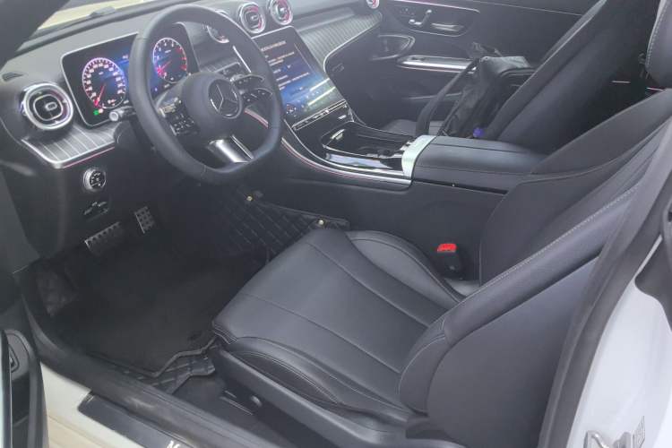 Used Mercedes-Benz CLE 2024 CLE 300 4MATIC Luxury Coupe Left Front Seat