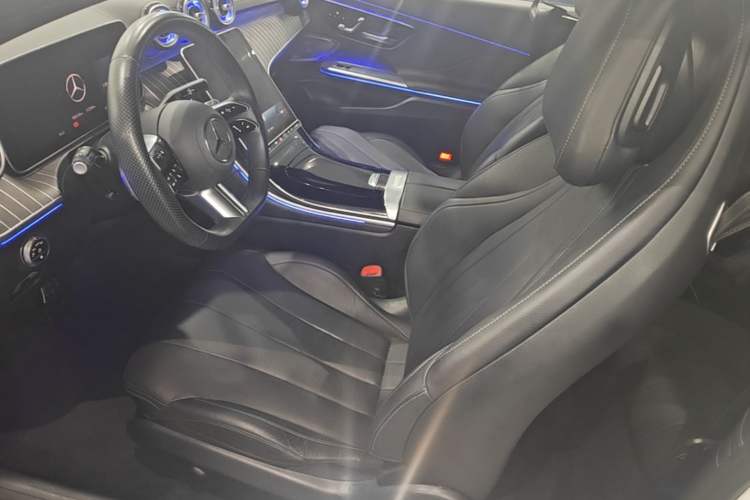 Used Mercedes-Benz CLE 2024 CLE 300 4MATIC Luxury Coupe Left Front Seat