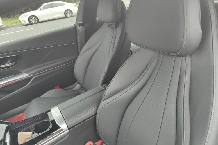 Used Mercedes-Benz CLE 2024 CLE 260 Coupe Left Front Seat
