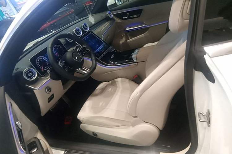 Used Mercedes-Benz CLE 2024 CLE 260 Coupe Left Front Seat