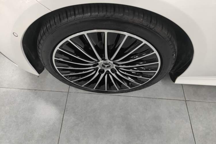Used Mercedes-Benz CLE 2024 CLE 260 Coupe Left Front Wheel Hub