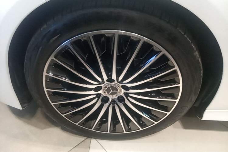 Used Mercedes-Benz CLE 2024 CLE 260 Coupe Left Front Wheel Hub