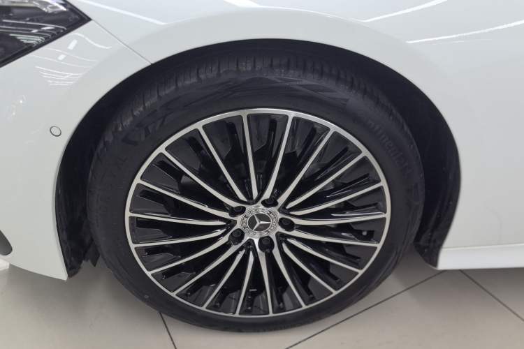 Used Mercedes-Benz CLE 2024 CLE 260 Convertible Coupe Left Front Wheel Hub