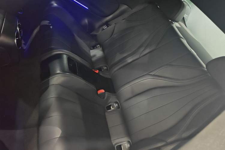 Used Mercedes-Benz CLE 2024 CLE 300 4MATIC Luxury Coupe Left Rear Seat