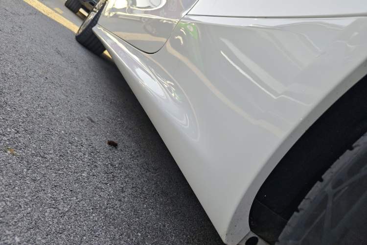 Used Mercedes-Benz CLE 2024 CLE 300 4MATIC Dynamic Coupe Left Side Sill