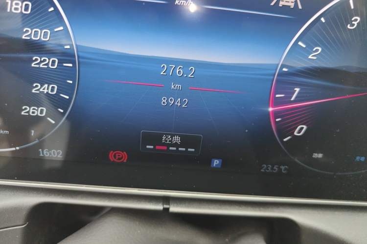 Used Mercedes-Benz CLE 2024 CLE 260 Coupe Odometer Close Up