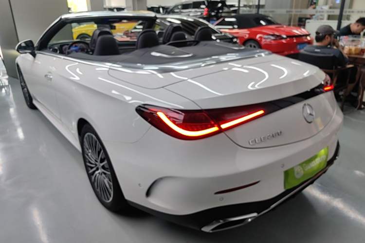 Used Mercedes-Benz CLE 2024 CLE 260 Convertible Coupe Rear Left 45 Deg