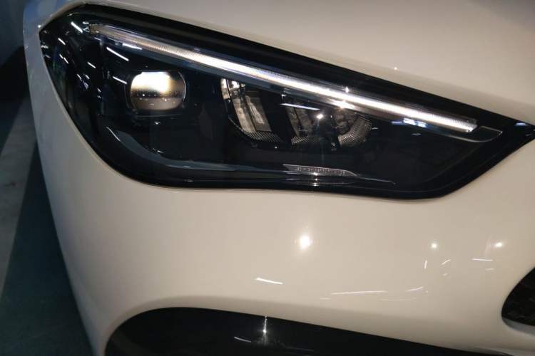 Used Mercedes-Benz CLE 2024 CLE 260 Coupe Right Front Headlight