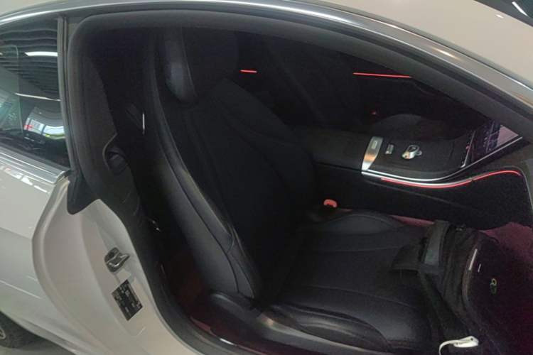 Used Mercedes-Benz CLE 2024 CLE 260 Coupe Right Front Seat