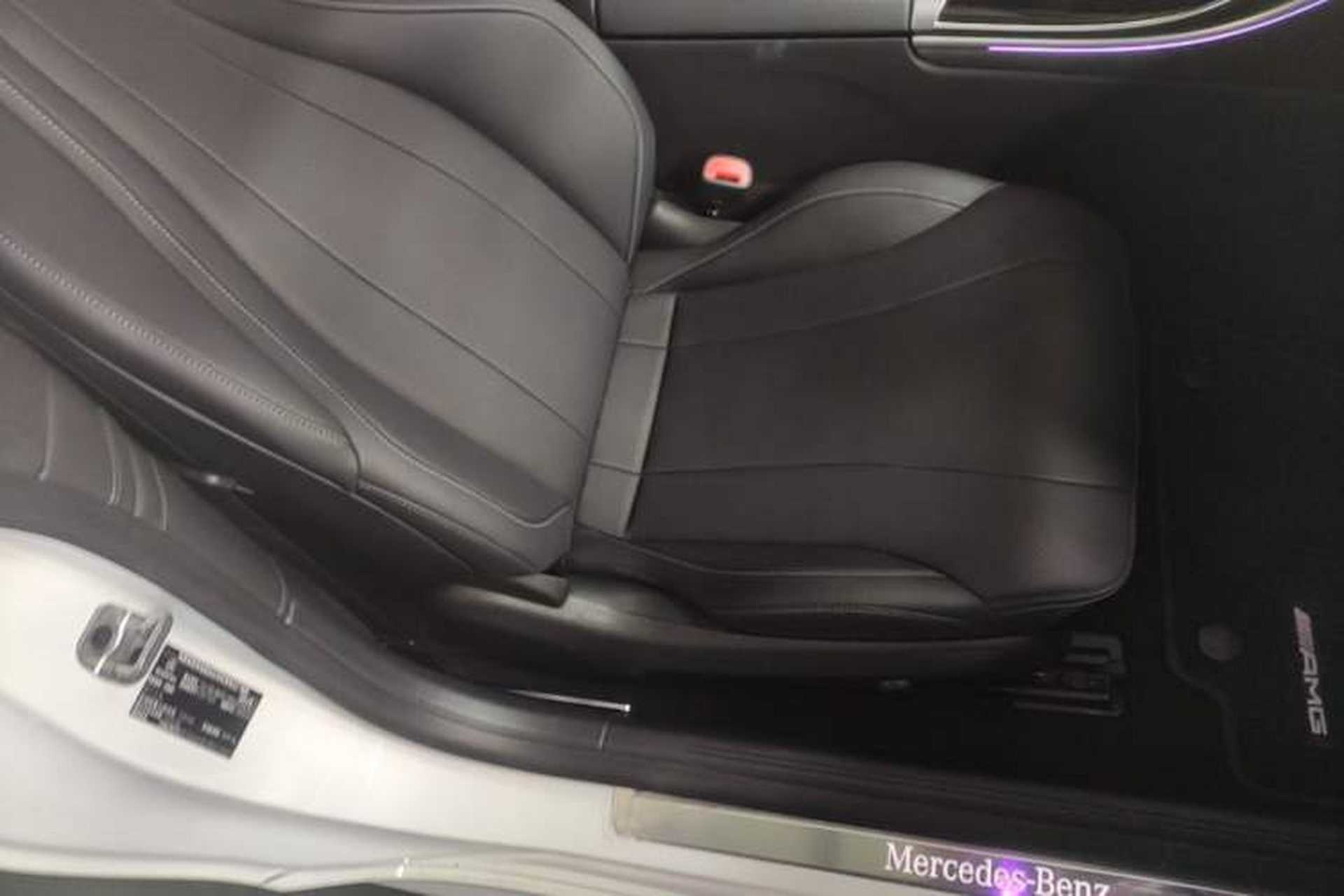Used Mercedes-Benz CLE 2024 CLE 300 4MATIC Dynamic Coupe Right Front Seat