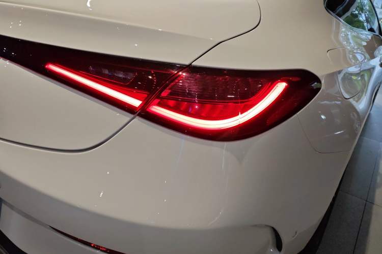 Used Mercedes-Benz CLE 2024 CLE 260 Coupe Right Rear Taillight