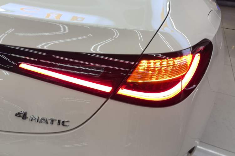 Used Mercedes-Benz CLE 2024 CLE 300 4MATIC Luxury Coupe Right Rear Taillight