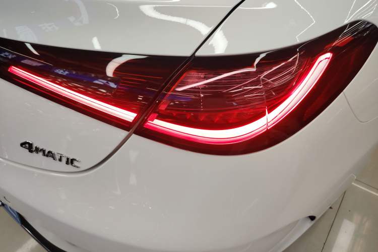 Used Mercedes-Benz CLE 2024 CLE 300 4MATIC Dynamic Coupe Right Rear Taillight