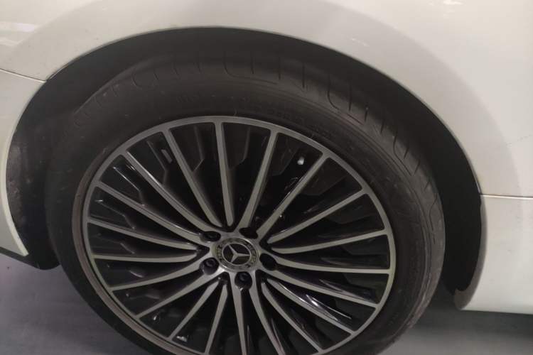 Used Mercedes-Benz CLE 2024 CLE 300 4MATIC Dynamic Coupe Right Rear Wheel Hub
