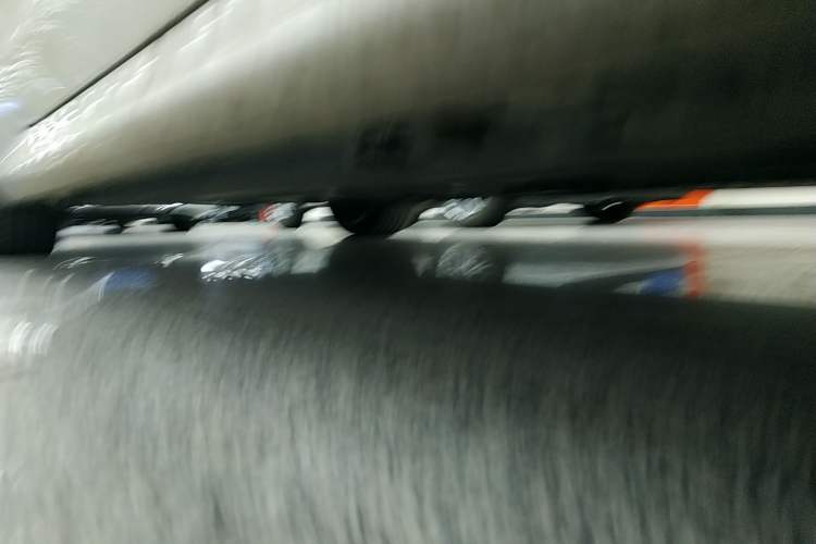 Used Mercedes-Benz CLE 2024 CLE 300 4MATIC Luxury Coupe Right Side Sill