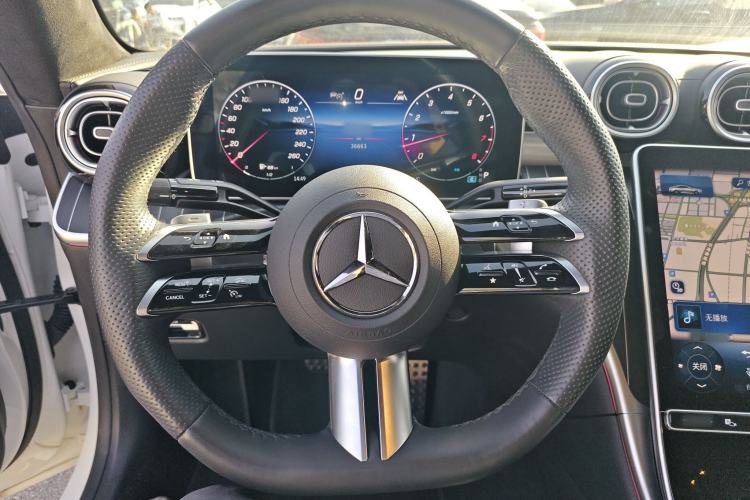 Used Mercedes-Benz CLE 2024 CLE 300 4MATIC Dynamic Coupe Steering Wheel