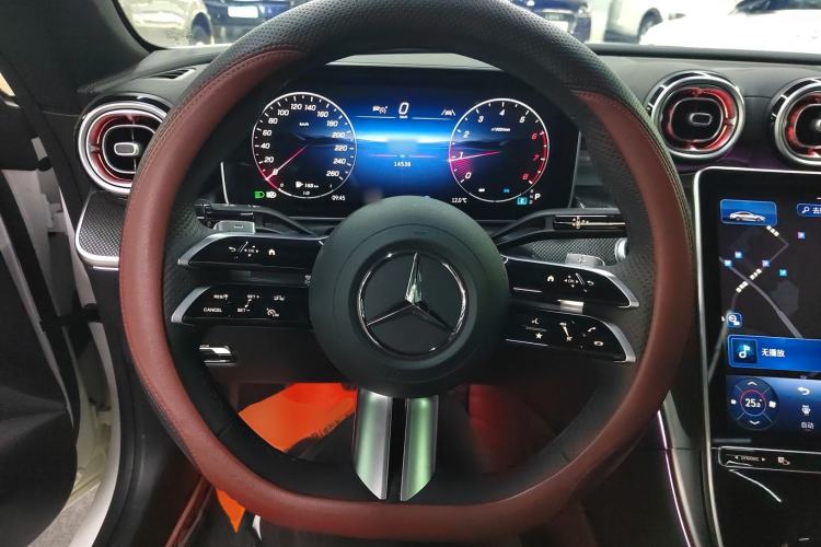 Used Mercedes-Benz CLE 2024 CLE 300 4MATIC Dynamic Coupe Steering Wheel