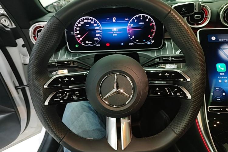 Used Mercedes-Benz CLE 2024 CLE 300 4MATIC Dynamic Coupe Steering Wheel