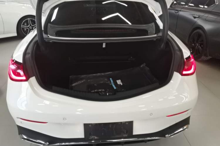 Used Mercedes-Benz CLE 2024 CLE 300 4MATIC Dynamic Coupe Trunk