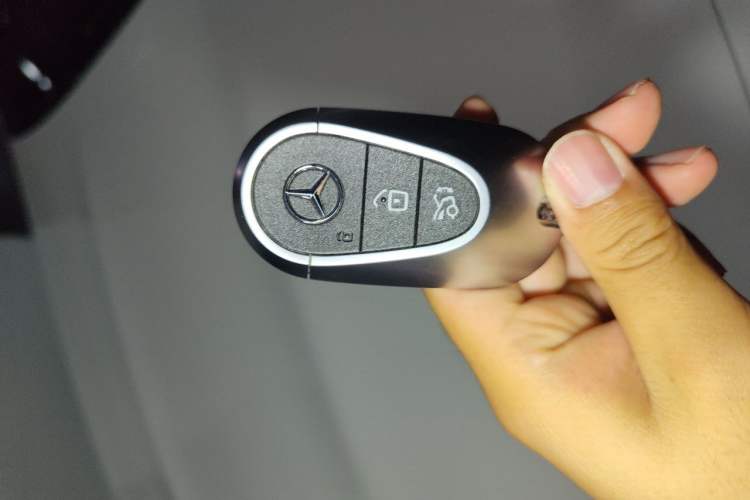 Used Mercedes-Benz CLE 2024 CLE 300 4MATIC Luxury Coupe Vehicle Key