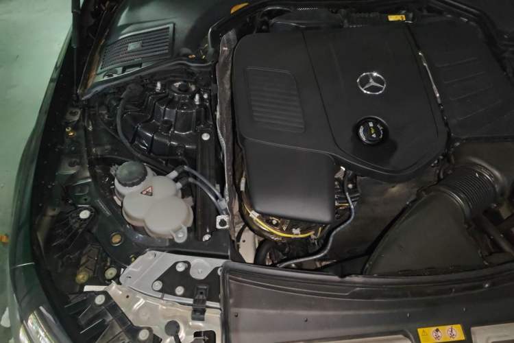 Used Mercedes-Benz CLE 2025 CLE 300 4MATIC Dynamic Coupe Engine Bay Right