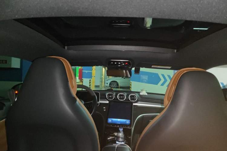 Used Mercedes-Benz CLE 2025 CLE 300 4MATIC Dynamic Coupe Headliner