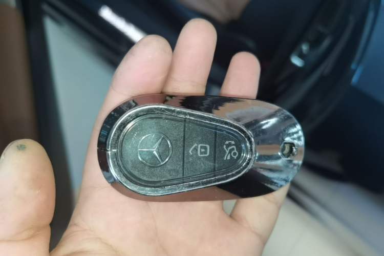 Used Mercedes-Benz CLE 2025 CLE 300 4MATIC Dynamic Coupe Vehicle Key