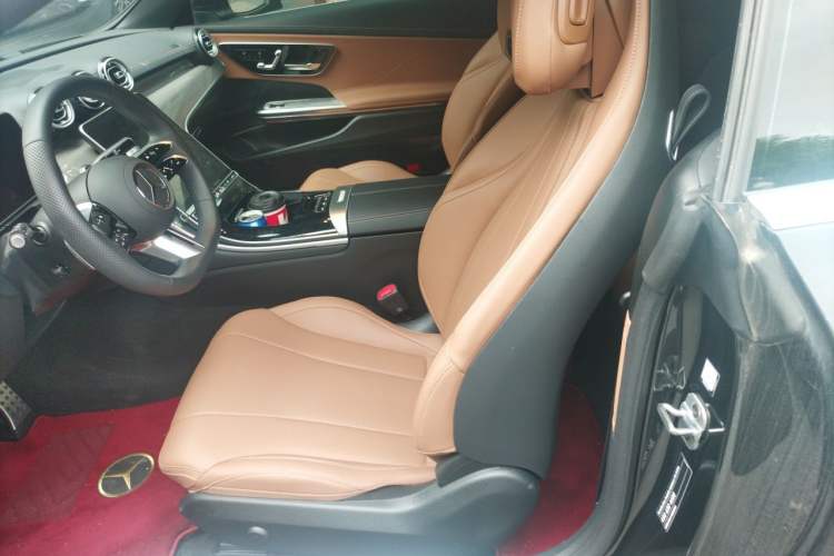 Used Mercedes-Benz CLE 2025 CLE 260 Convertible Coupe Left Front Seat
