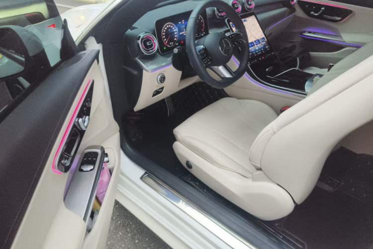 Used Mercedes-Benz CLE 2025 CLE 260 Coupe Driver Seat