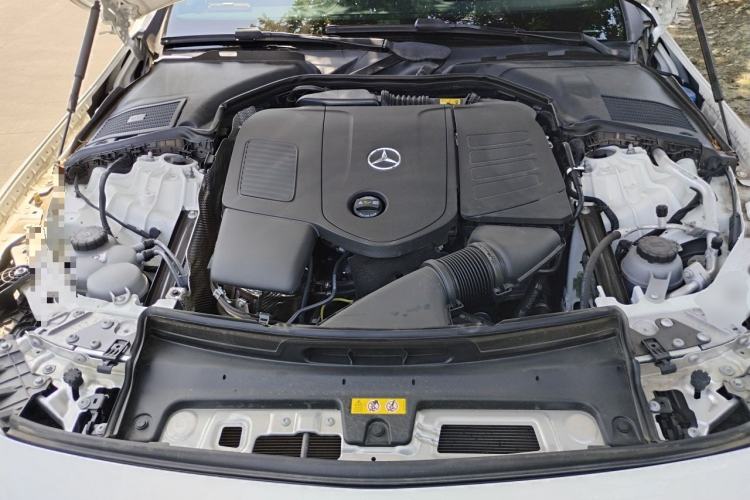 Used Mercedes-Benz CLE 2025 CLE 260 Convertible Coupe Engine Bay