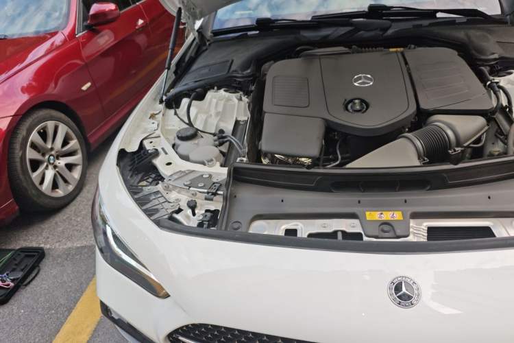 Used Mercedes-Benz CLE 2025 CLE 260 Coupe Engine Bay Right