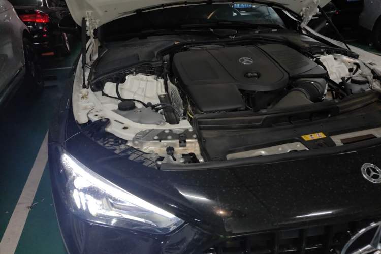 Used Mercedes-Benz CLE 2025 CLE 260 Coupe Engine Bay Right
