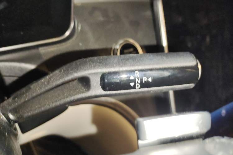 Used Mercedes-Benz CLE 2025 CLE 260 Convertible Coupe Gear Lever