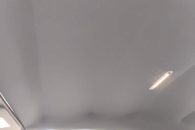 Used Mercedes-Benz CLE 2025 CLE 260 Convertible Coupe Headliner