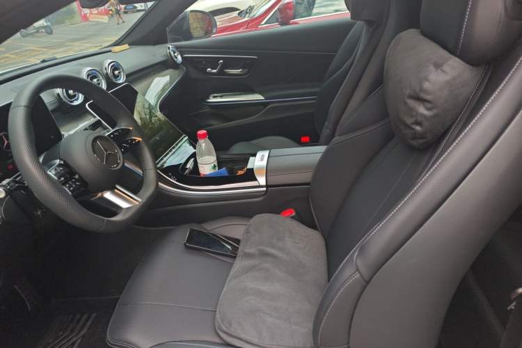 Used Mercedes-Benz CLE 2025 CLE 260 Coupe Left Front Seat