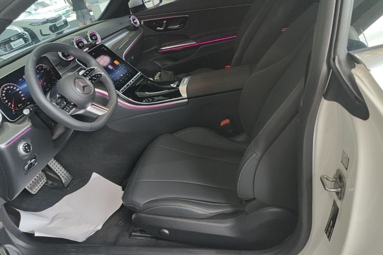 Used Mercedes-Benz CLE 2025 CLE 260 Coupe Left Front Seat