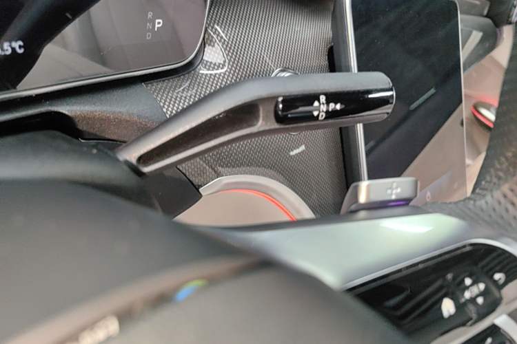 Used Mercedes-Benz CLE 2026 CLE 260 Convertible Coupe Gear Lever