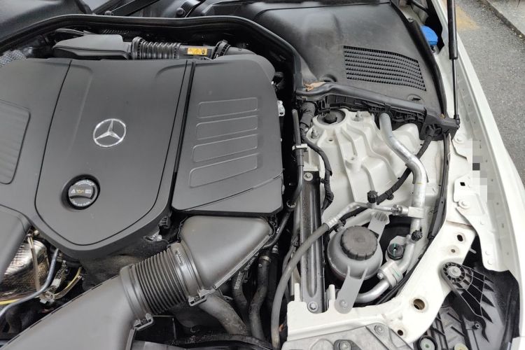 Used Mercedes-Benz CLE 2026 CLE 260 Convertible Coupe Engine Bay Left
