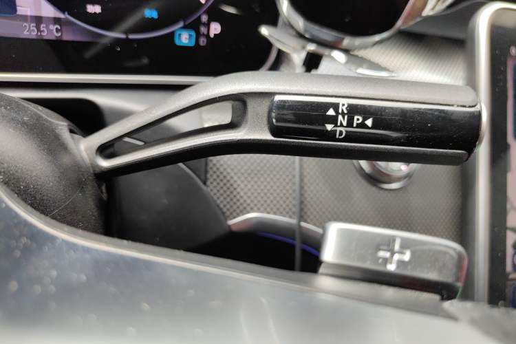 Used Mercedes-Benz CLE 2026 CLE 260 Convertible Coupe Gear Lever